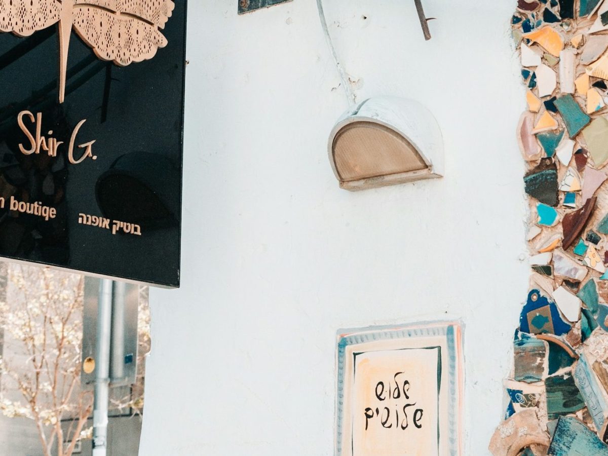 看板なし・立地が悪くても満員に！地域密着の店舗・教室が「ネット上の看板」で成功する3ステップ