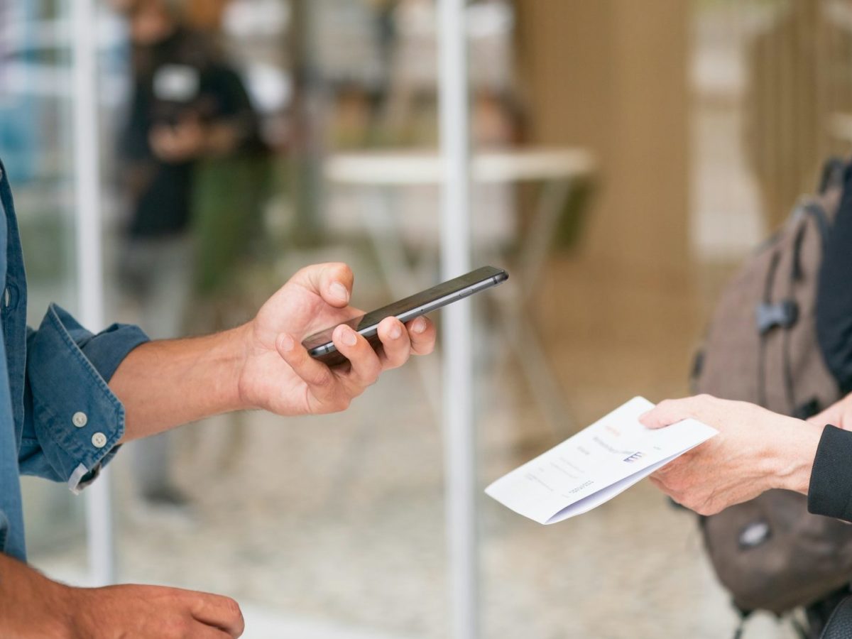 ホームページ完成！Googleの順位UPを待つ間に、「真っ先にやるべき」超アナログなポイント