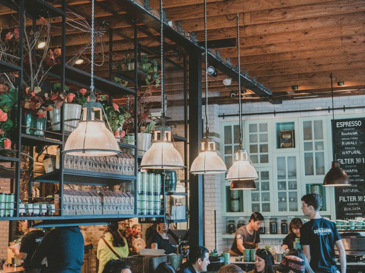 「今、空いてますか？」の電話を減らす！HPに「混雑目安」を載せるだけでファンが増える理由