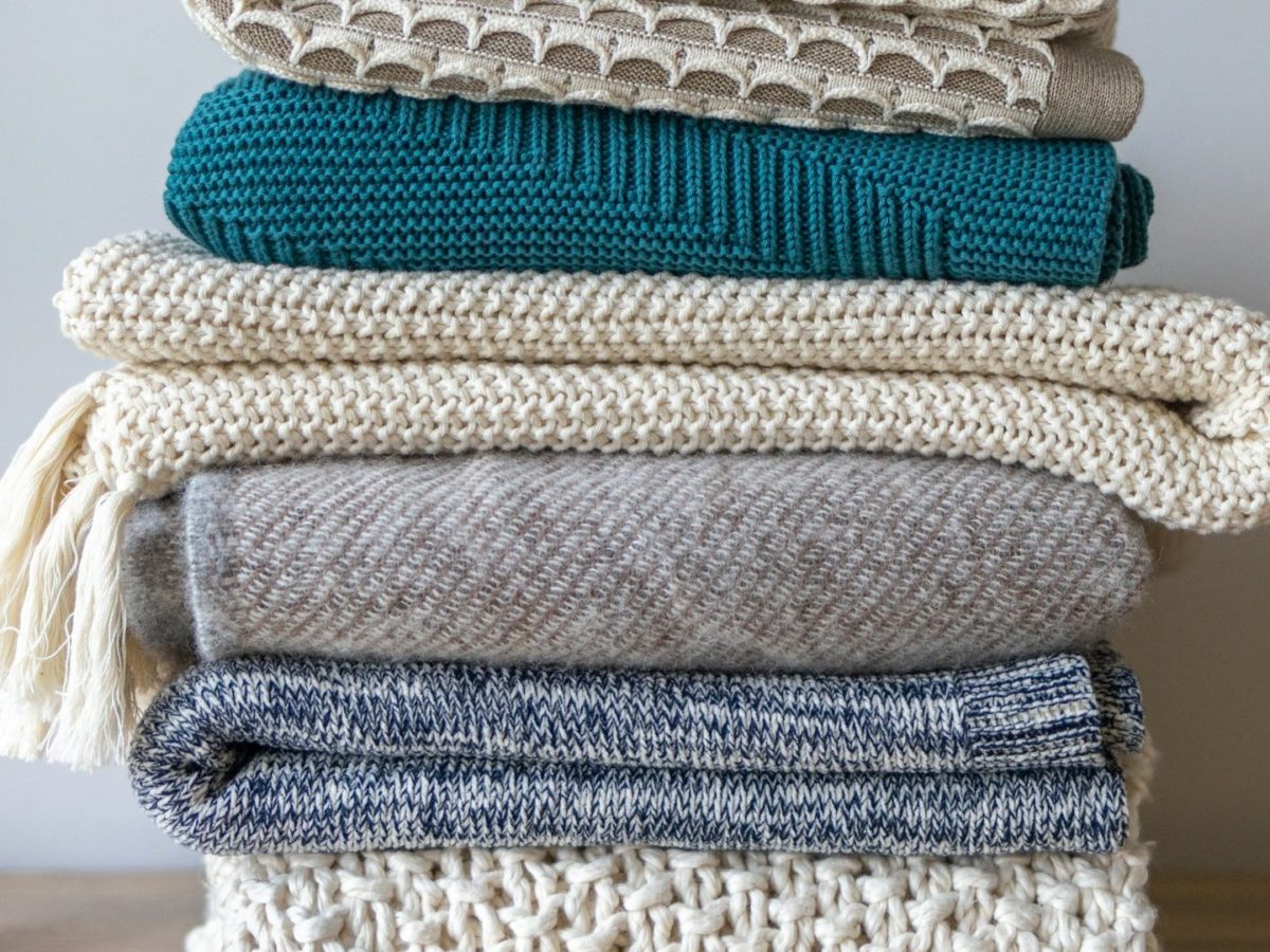 「重い・乾かない」を解決！布団・カーテンの丸洗い需要をホームページで確実に掴む3つの伝え方